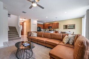 Smart TV, table tennis