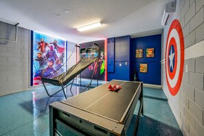 Spielezimmer