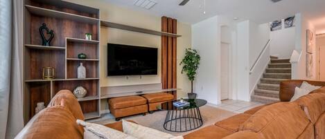 TV connectée, table de tennis de table