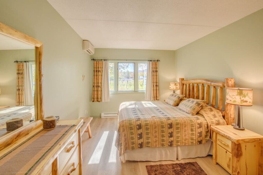 Rivergreen Resort Condo with Lincoln Vrbo