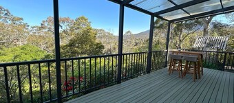 Mountains and Treetops Retreat - Nature Getaway