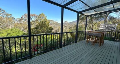 Mountains and Treetops Retreat - Nature Getaway