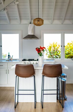 Fridge, microwave, oven, stovetop - Blue Water View Condo in Prime Coastal Locale (La Jolla)