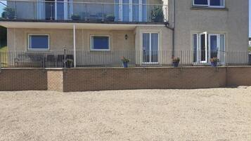 Leilighet, 3 soverom, terrasse, byutsikt | Inngang