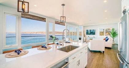 Panoramic Ocean Vistas With Hot Tub and Firepit