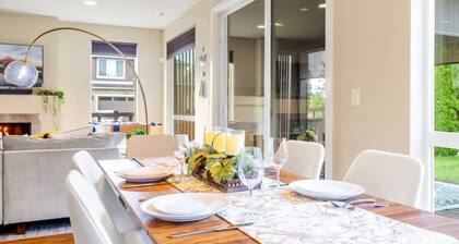 Auburn Designer’s 3B 2.5B Luxe Home |Covered Patio