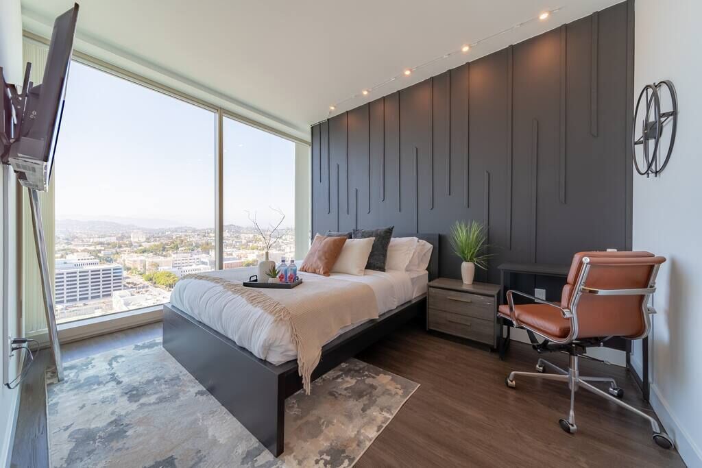 New Stylish Sky-High 1Bd Oasis/Breathtaking Views