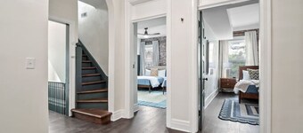 Unwind in Style: Spacious 7BR near Downtown & Forest Park