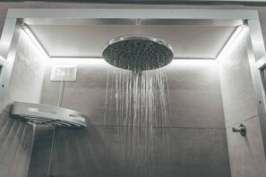 House | Bathroom