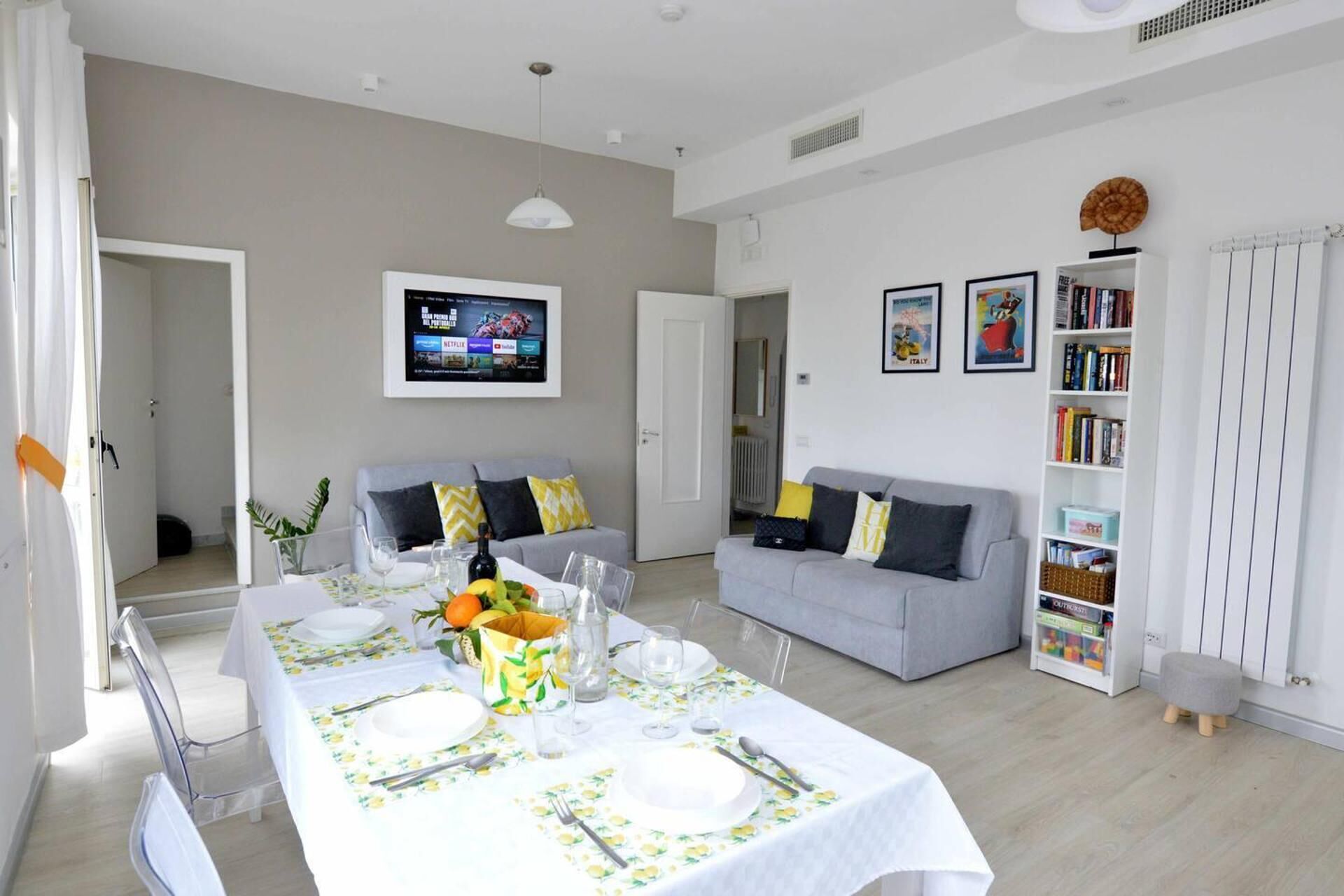 House | Dining