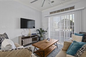 TV, video games - 3 Bed-Near Disney-Tuscana Resort (Davenport)