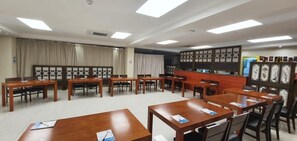 Business center - Staybridge Golfview Suites (Gaborone)