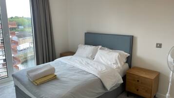 2 bedrooms, iron/ironing board, WiFi, bed sheets