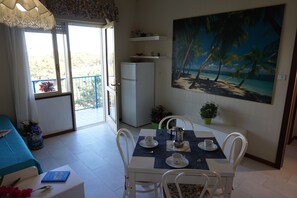 公寓, 1 间卧室, 阳台, 海洋景观 | 客厅