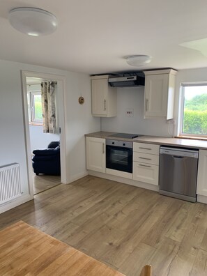 Apartment | Private kitchen | Fridge, microwave, oven, stovetop - 2-bed Apartment in County Galway (Inverin)