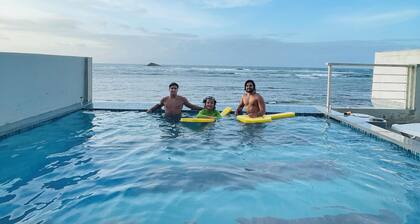 Amazing ocean front house with heated pool/ Book with confidence!