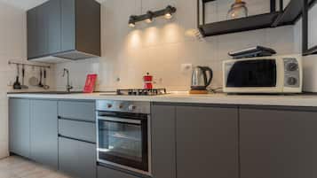 Fridge, microwave, dishwasher, electric kettle