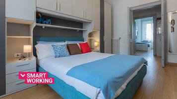 2 chambres, fer et planche Ă repasser, Wi-Fi gratuit, draps fournis