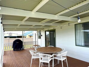 Outdoor dining - O'Sea - Neat and tidy (Robe)