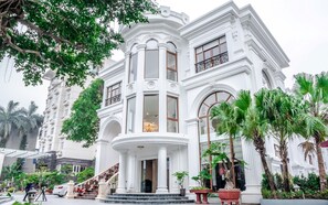 Exterior - Hòa Nam Hotel (Hanoi)