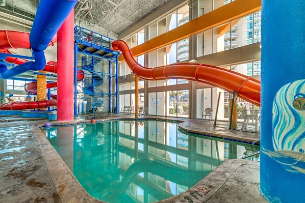 Innenpool, beheizter Pool