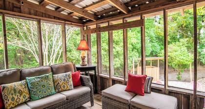 *St. Germaine* Updated historical home located in Georgetown SC