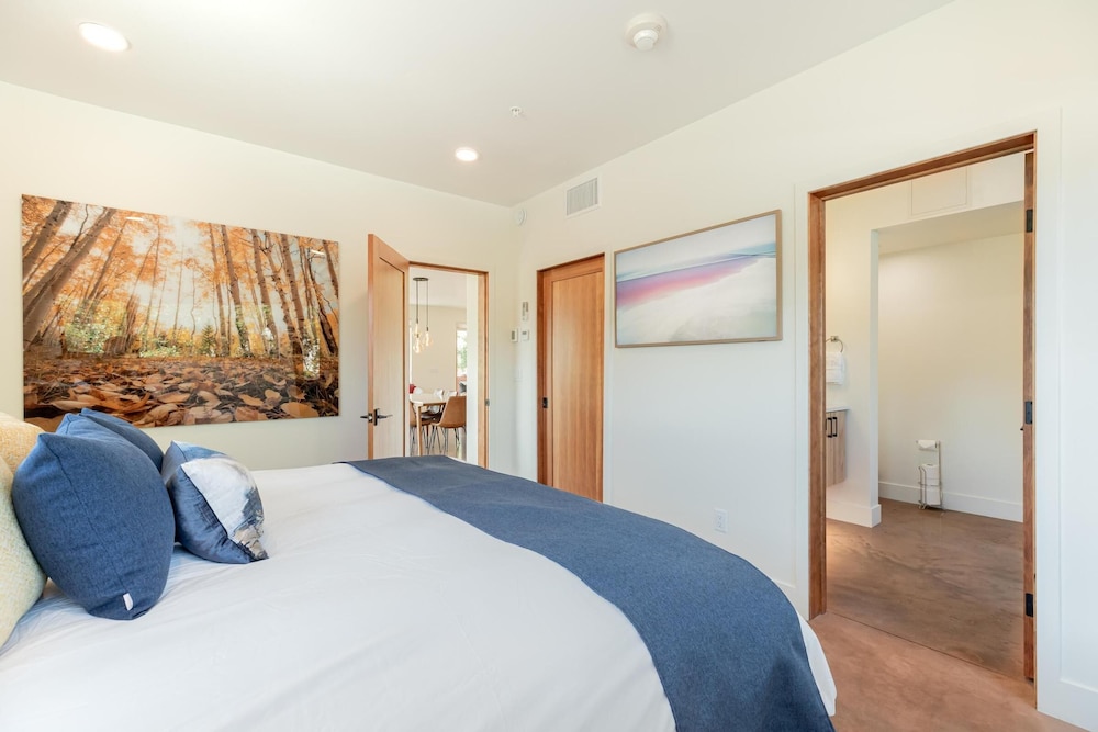 Luxury Downtown Condo Riverfront Mt Views Steamboat Springs Photo Inspiration