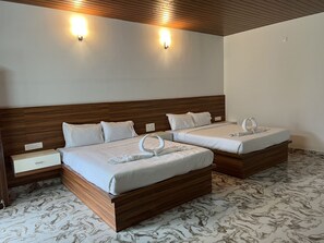 1 bedroom, iron/ironing board, free WiFi - Buddha Tree Home Stay (Sringeri)