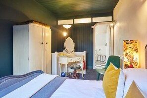 2 habitaciones, tabla de planchar con plancha y wifi gratis 
