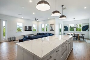 Interior - The Ebberly Estate at Lunara Bay (Key West)