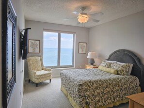 Appart'hôtel, 3 chambres | 3 chambres, fer et planche à repasser, Wi-Fi gratuit