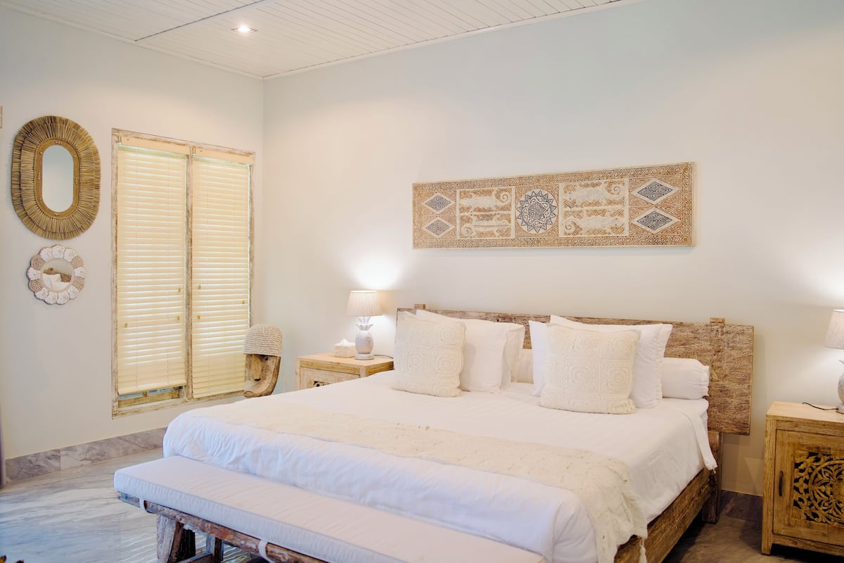 Panoramic Suite | Premium bedding, minibar, in-room safe, desk