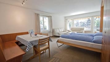 Apartamento conforto | 1 quarto, quartos à prova de som, Wi-Fi de cortesia, roupa de cama