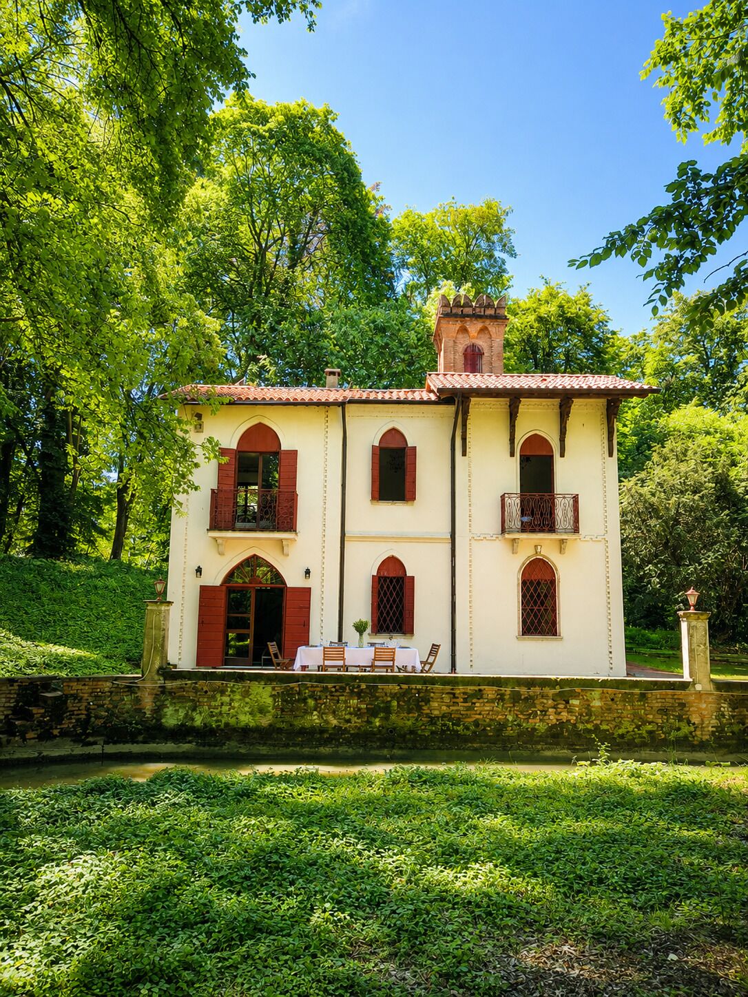 Esterni