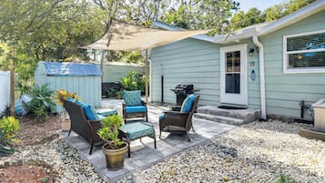 Cottage (3 Bedrooms) | Front of property