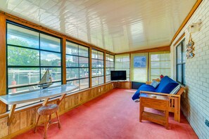 Living area - Waterfront Homosassa Home w/ River + Gulf Access! (Homosassa)