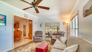 Living area - Waterfront Homosassa Home w/ River + Gulf Access! (Homosassa)