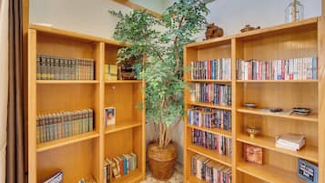 Apartment (0 Bedroom) | Interior