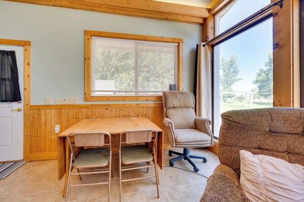 Apartment (0 Bedroom) | Interior