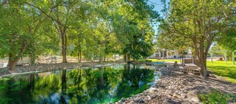 Cozy Idaho Retreat w/ Grill & Fire Pit!