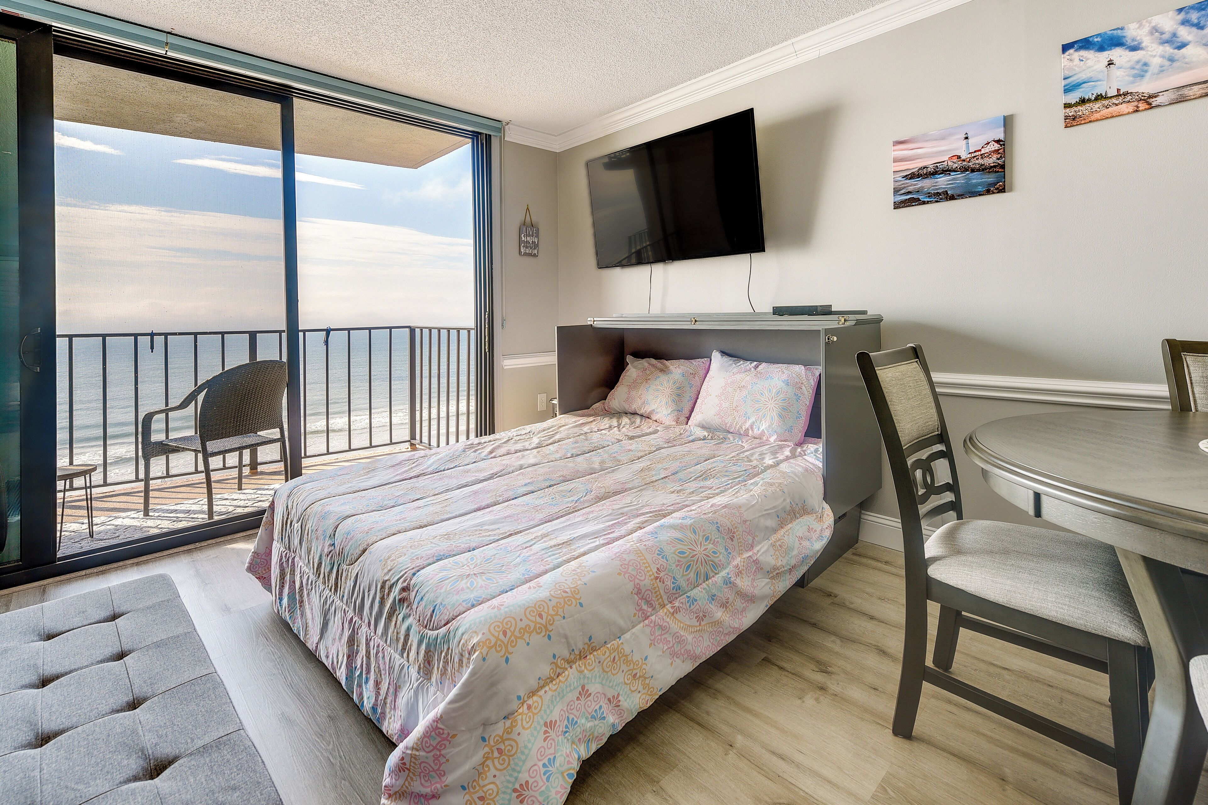 Apartment (1 Bedroom) | Interior