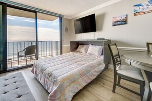 Apartment (1 Bedroom) | Interior - Pool Access: 8th-floor Condo on North Myrtle Beach (North Myrtle Beach)