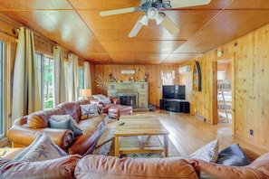 Cottage (3 Bedrooms) | Front of property - Rapid City Cottage w/ Patio Near Beach Access! (Rapid City)