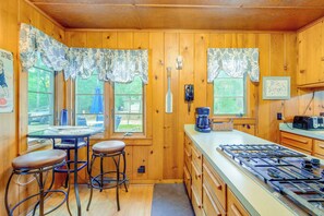 Mökki (3 Bedrooms) | Sisätilat