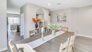 บ้านพัก (4 Bedrooms) | ภายใน