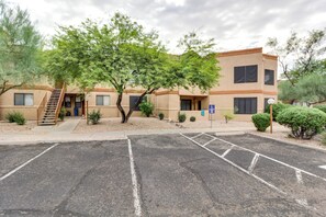 Apartment (2 Bedrooms) | Interior - Tucson Escape w/ Outdoor Community Pool & Hot Tub! (Tucson)