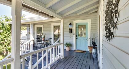 Fire Pit & Yard: Updated Winter Garden Home!
