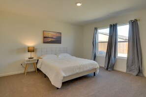 House (4 Bedrooms) | 4 bedrooms, bed sheets - Pet-friendly Merced Vacation Rental! (Merced)