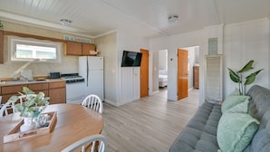Living area - Charming Hampton Home w/ Porch, Walk to Beach! (Hampton)