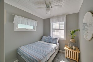 House (2 Bedrooms) | 2 bedrooms, iron/ironing board, bed sheets - Charming Hampton Home w/ Porch, Walk to Beach! (Hampton)